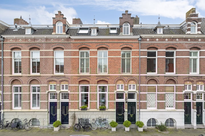 Koninginnenlaan 33 in 's-Hertogenbosch foto