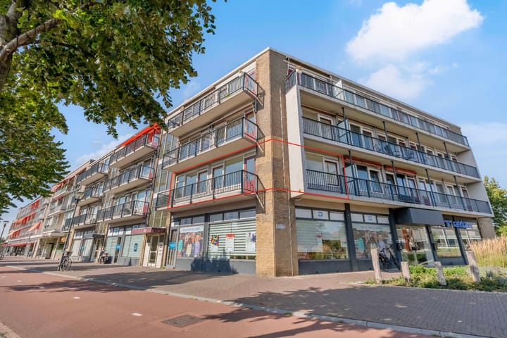 Koninginnesingel 96 in Venlo foto