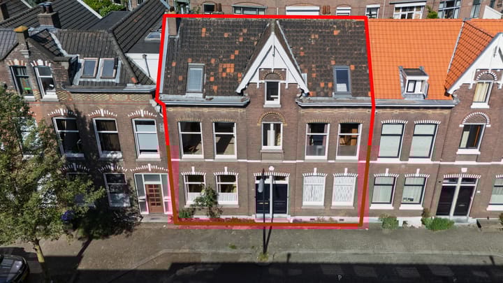 Koninginnestraat 29 in Dordrecht foto