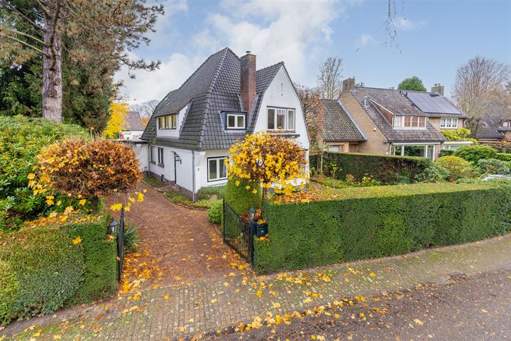 Koninginneweg 3 in Bussum foto