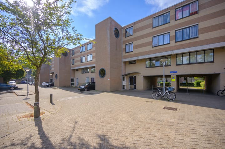 Koningstraat 16 in Almere foto