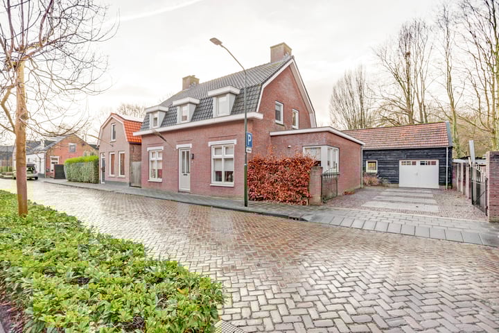 Koningstraat 64 in Raamsdonksveer foto