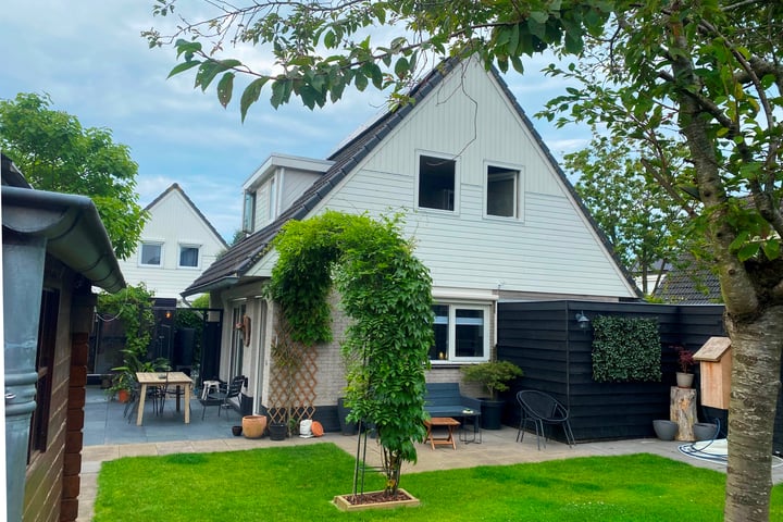 Koningsveld 5 in Heiloo foto