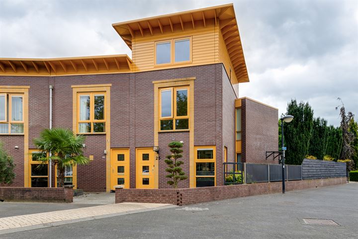 Konrad Adenauerplein 25 in Doetinchem foto