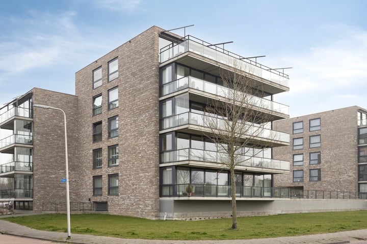 Kooikerstraat 105 in Alphen aan den Rijn foto