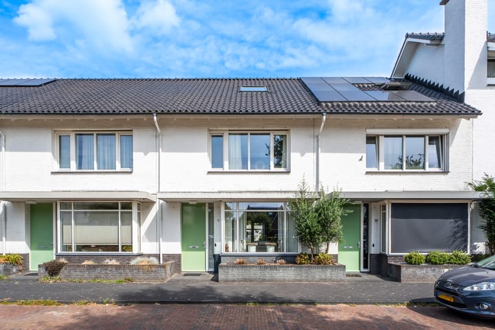 Koolhovenlaan 35 in Tilburg foto