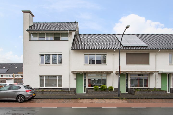 Koolhovenlaan 87 in Tilburg foto
