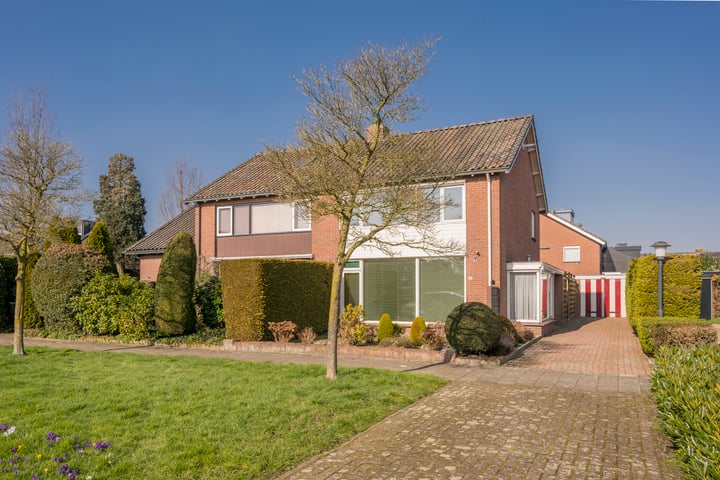 Koolmeeslaan 10 in Hoevelaken foto