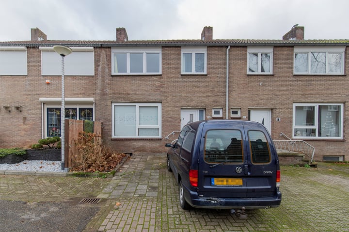 Koolmeesstraat 19 in Heerlen foto