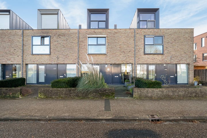 Koolzaadlaan 173 in Zeewolde foto