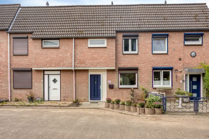 Koraalerf 87 in Heerlen foto