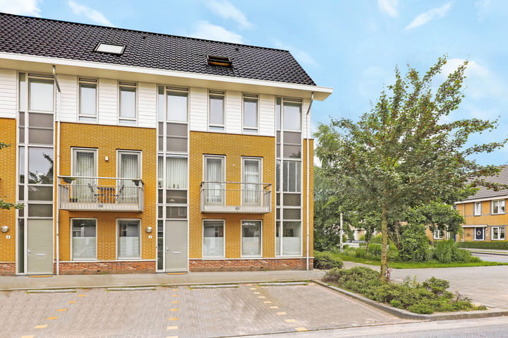 Koraalzee 1 in Amersfoort foto