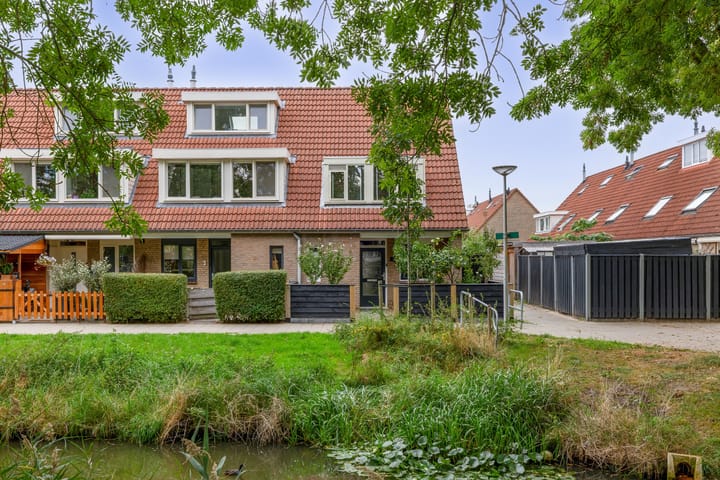 Korenakker 1 in Waddinxveen foto