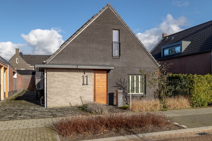 Korenbloem 11 in Galder foto