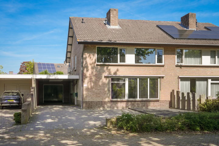 Korenbloemstraat 17 in Schijndel foto