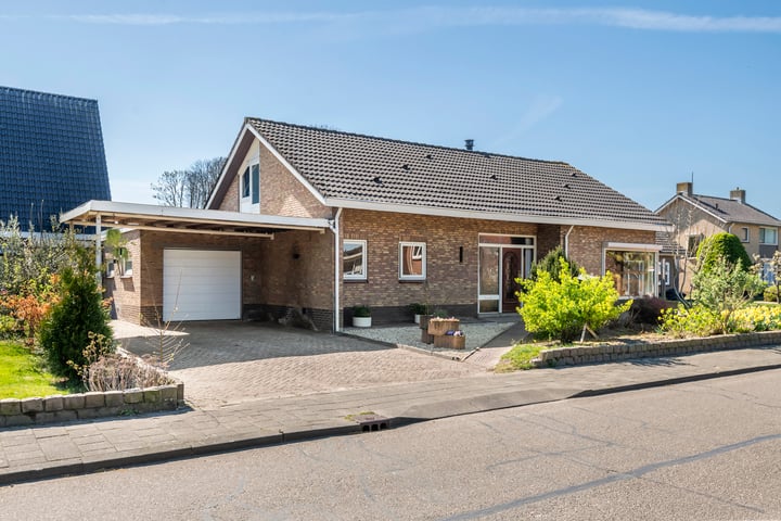 Korenbloemstraat 92 in Boven-Leeuwen