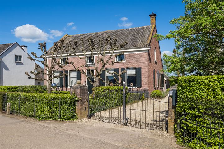Korfgraaf 33 in Hellouw foto