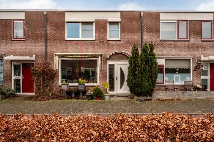 Kornwierde 116 in Almere foto
