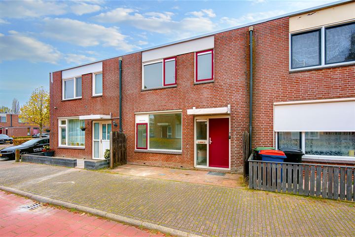 Kornwierde 121 in Almere foto