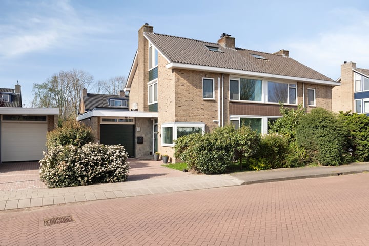 Foto van woning Kort-Ambachtlaan 8, Zwijndrecht