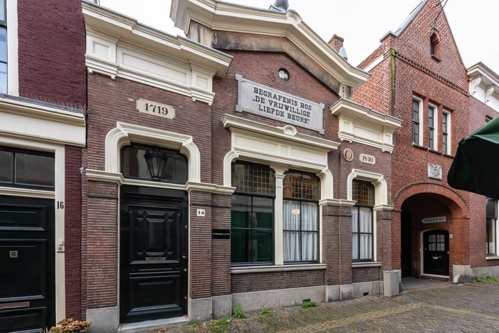 Korte Begijnestraat 14 in Haarlem foto