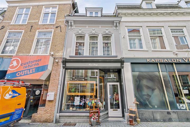 Kortemeestraat 8 in Bergen op Zoom foto