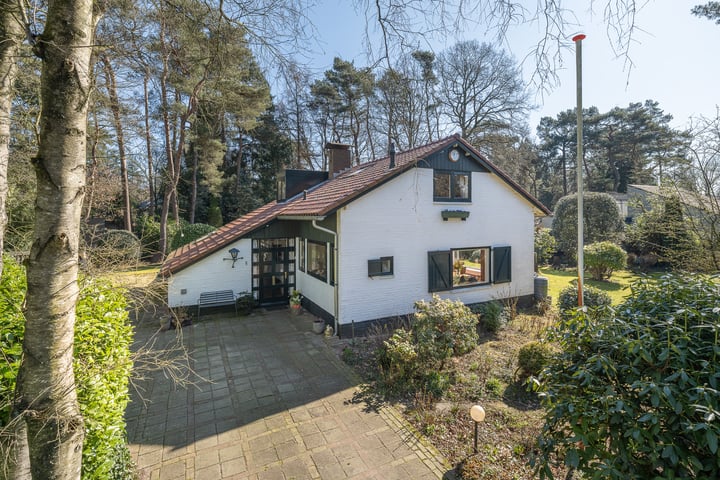 Kortenaerlaan 8 in Maarn foto
