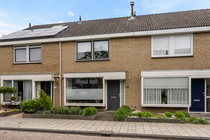 Foto van woning Kortenaerstraat 16, Maasdijk