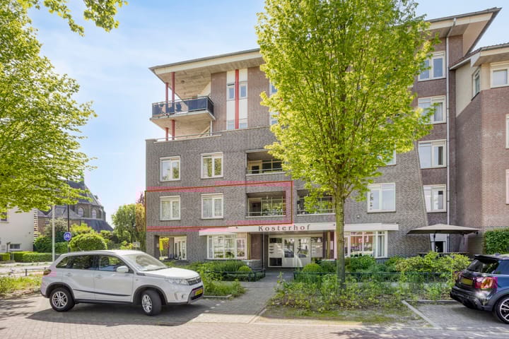 Kosterhof 28 in Waalre foto