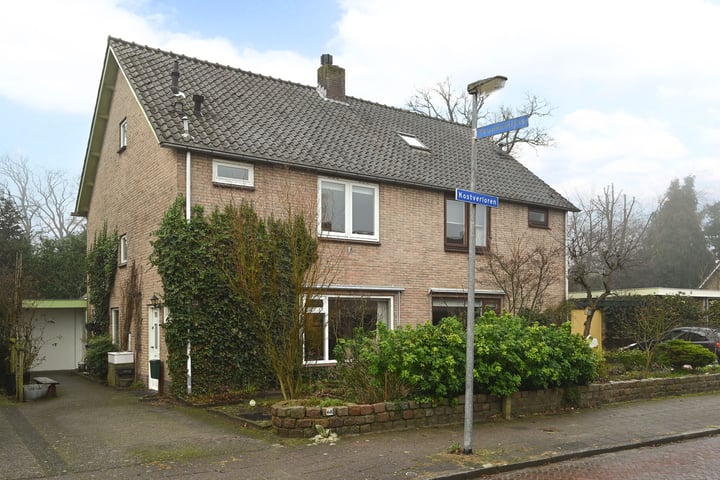 Kostverloren 68 in Laren foto