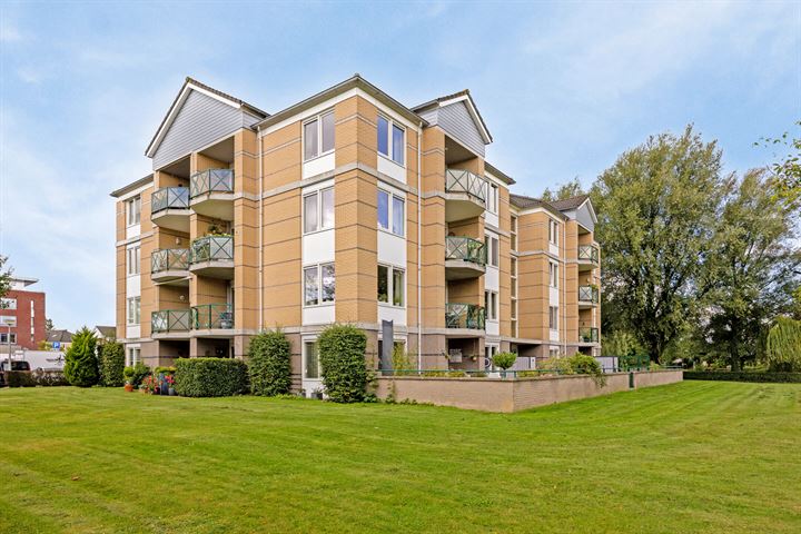 Kraailandhof 93 in Hoogland foto