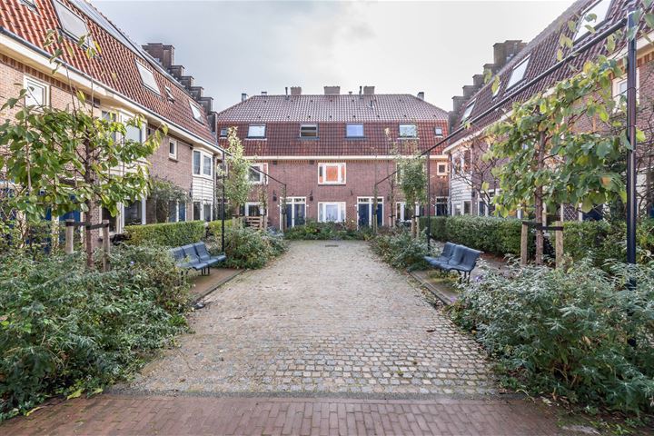 Kraaipanstraat 11B in Amsterdam foto