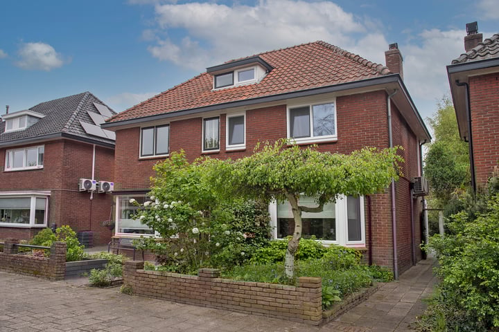 Krabbenbosweg 303 in Hengelo foto