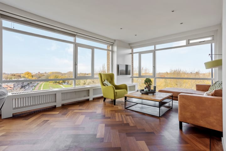 Kralingseweg 133 in Rotterdam foto