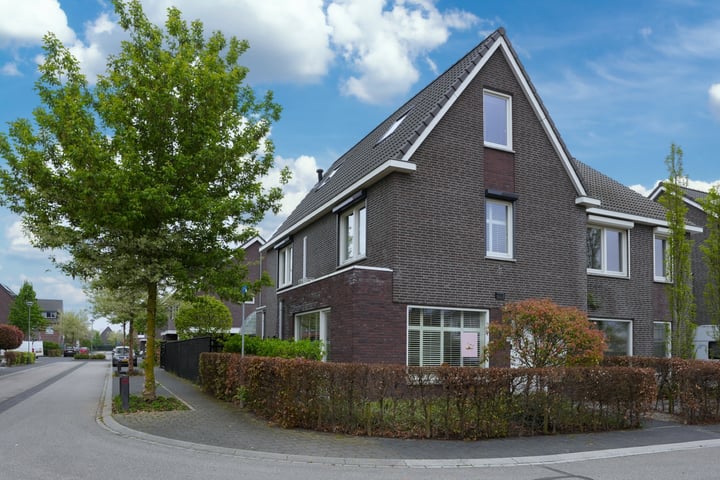 Kramsvogel 33 in Eijsden
