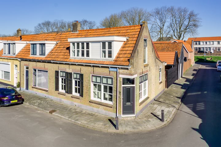 Kreekstraat 29 in Sommelsdijk foto