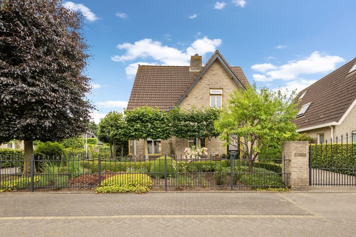 Krekelberg 114 in Roosendaal foto