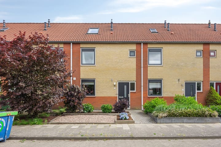 Krekelkleuven 28 in Assen foto