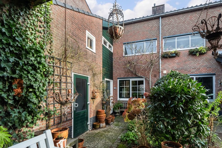Krekelmeent 109 in Hilversum foto