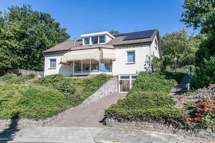 Krijgersberglaan 31 in Landgraaf foto