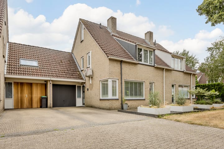 Krijten 87 in Uden foto