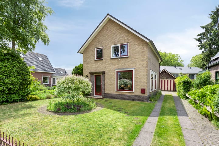 Krimweg 16A in Hoenderloo foto