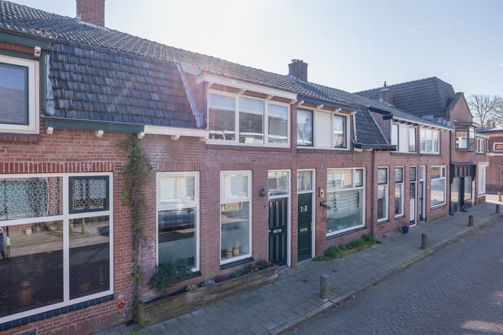 Krochtstraat 21 in Hillegom