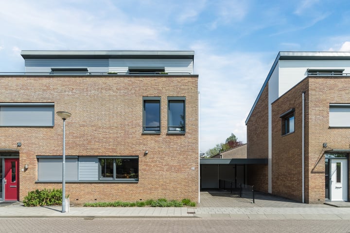 Kroevenlaan 184 in Roosendaal foto