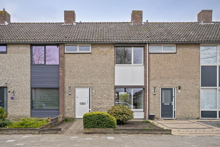 Kroevenlaan 68 in Roosendaal foto
