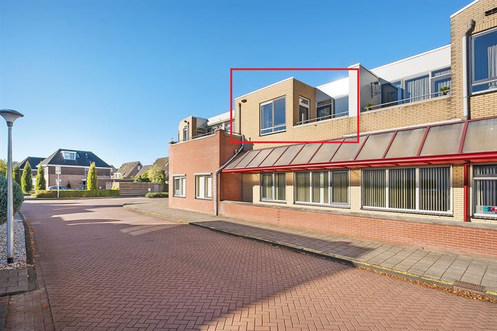 Kroonplein 46 in Lemelerveld foto