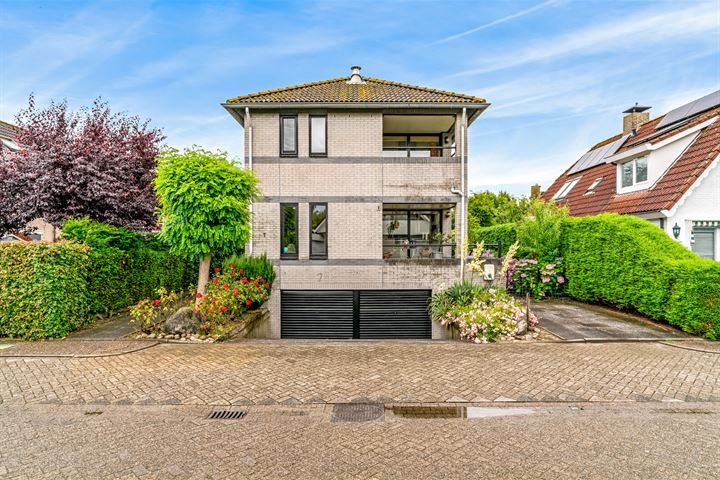 Kroonslag 7 in Houten foto