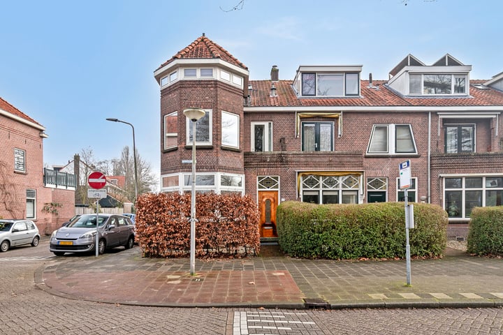 Krugerlaan 157 in Gouda foto