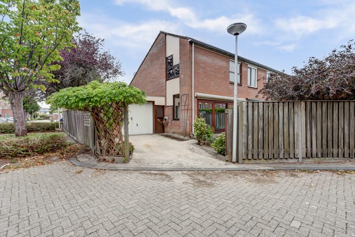 Kruidvlierdonk 2 in Spijkenisse foto