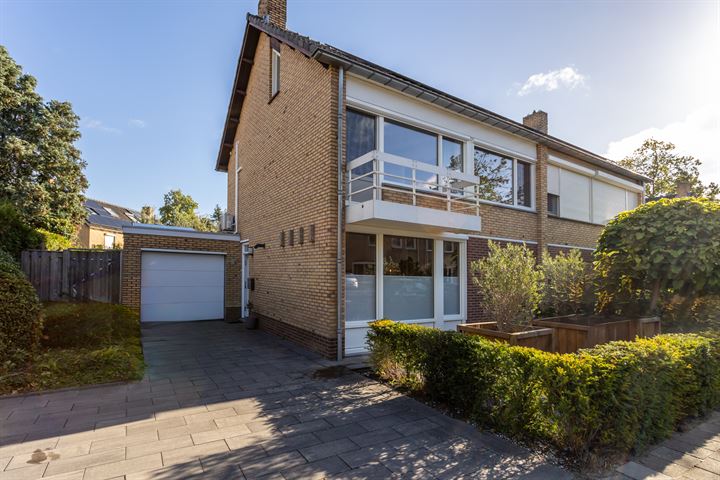 Kruisbroedersweg 59 in Roermond foto